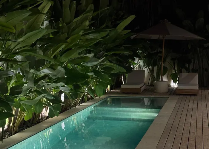 Joraya - Tropical 2b Next To Padang Villa *